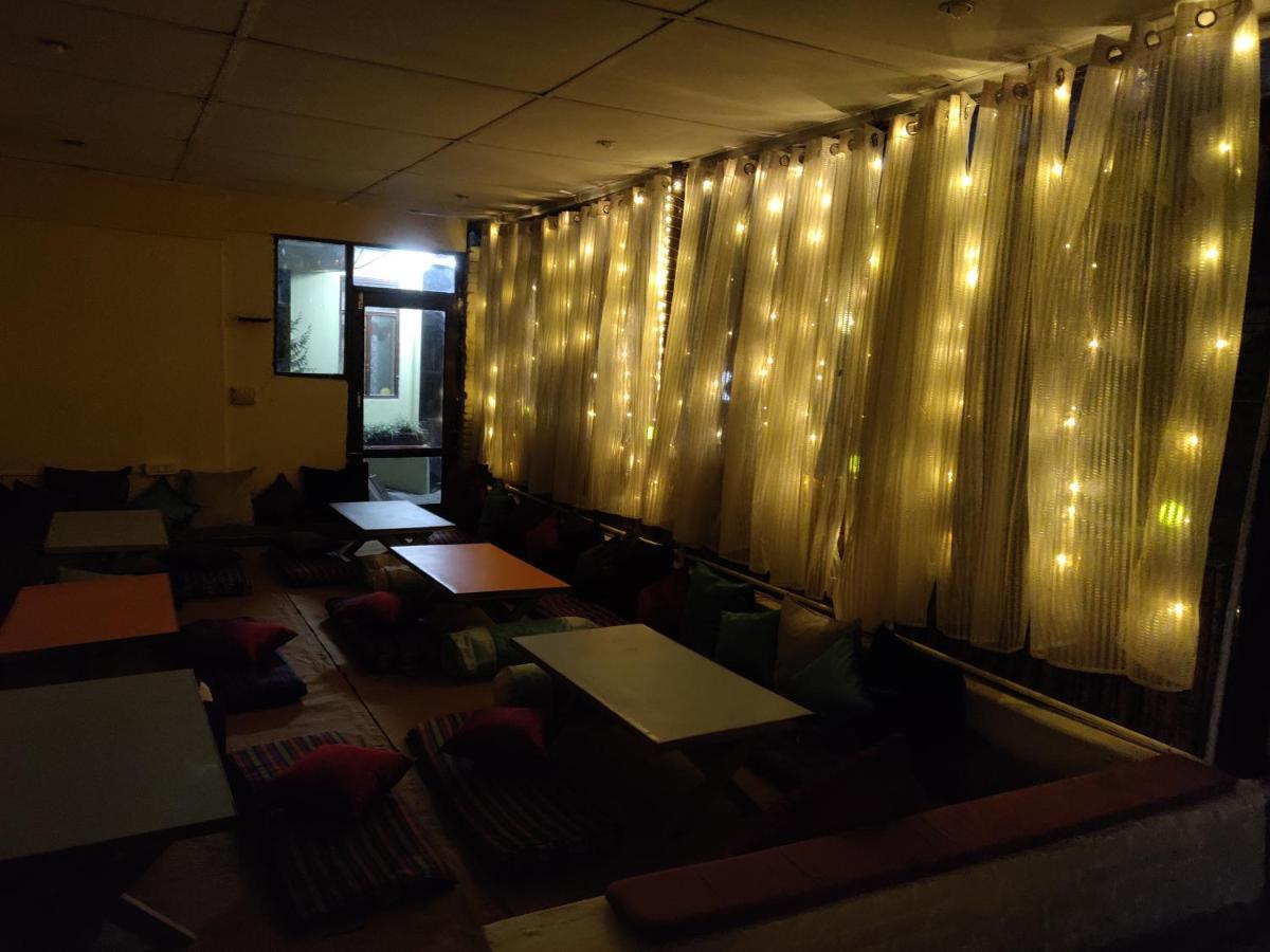 Moustache Mcleodganj Hostel McLeod Ganj Ngoại thất bức ảnh