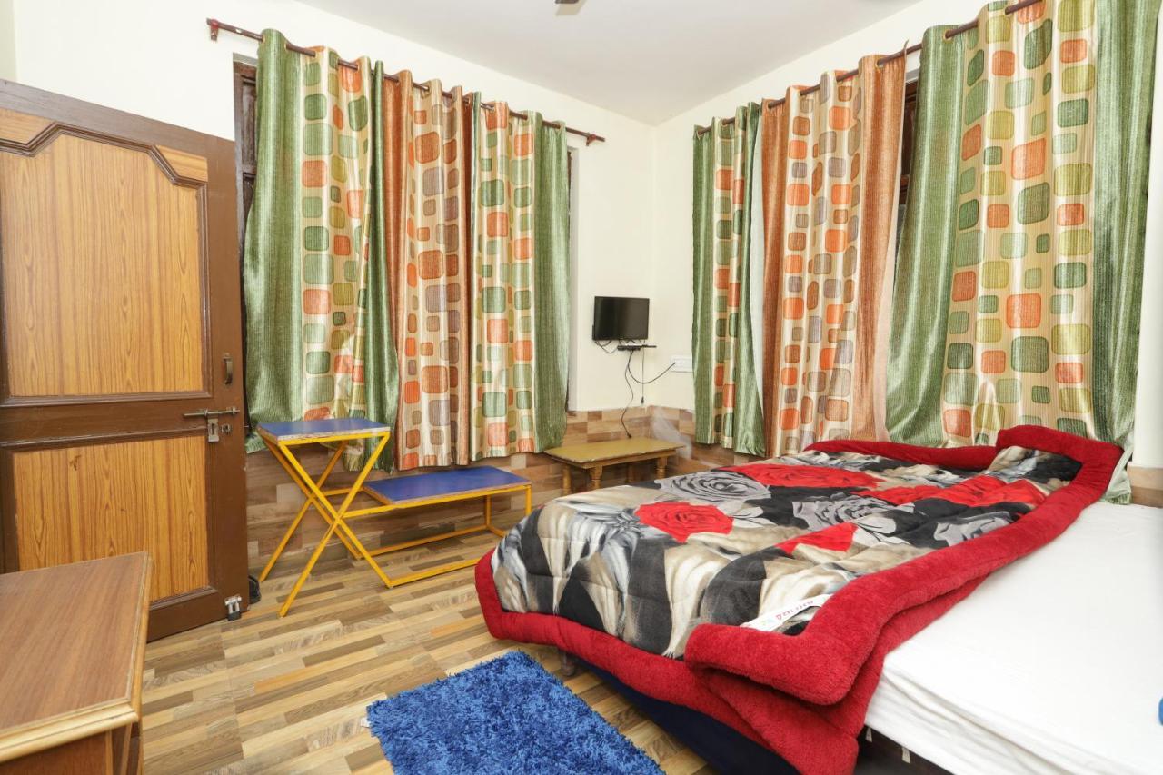 Moustache Mcleodganj Hostel McLeod Ganj Ngoại thất bức ảnh
